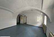Vielseitige Gewerbefläche mit urigem Charme zu vermieten - z.B. als Atelier/Büro/Vereinslokal - direkt bei Knoten Linz