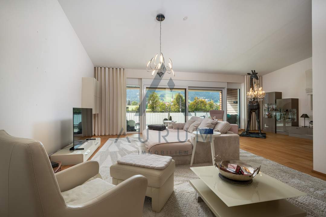 Exklusives Penthouse mit traumhaftem Hahnenkamm-Blick