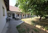 Modernes Miethaus mit uneinsehbarem Garten und Terrasse
