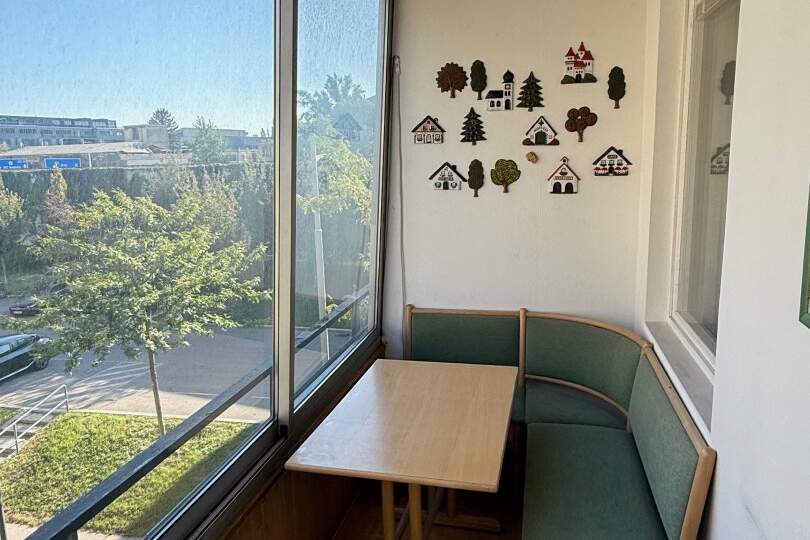 2-Zimmer-mit verglaster Loggia mit Klima &amp; separater Küche gegenüber Village im Dritten!, Wohnung-kauf, 249.000,€, 1030 Wien 3., Landstraße