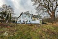 Exklusives Baugrundstück in einzigartiger Lage mit Einreichplanung!