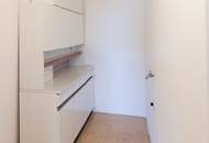 2-Zimmer-Wohnung – Loggia mit Blick ins Grüne