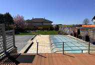 Einziehen & genießen – Bungalow mit Pool und großem Garten