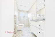 Haus mit Einliegerwohnung & zwei XL-Garagen zum Mieten