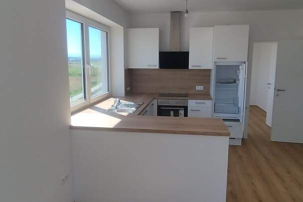 Erstbezug nach Renovierung: 2-Zimmer Wohnung in Ennsdorf mit neuer Küche &amp; Gartenmitbenützung, Wohnung-miete, 722,43,€, 4482 Amstetten