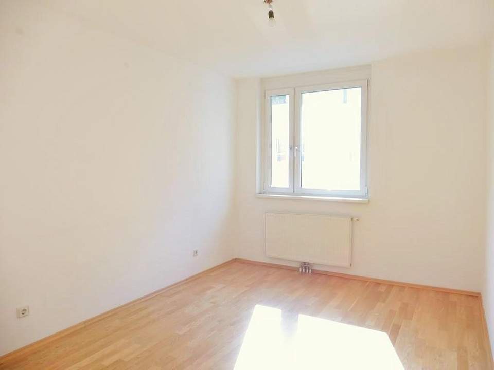 Breitenfelder Gasse: 3-Zimmer Neubauwohnung mit 7m² Balkon und 2 WCs