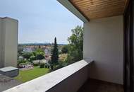 helles Lift-Appartement mit schönem Fernblick