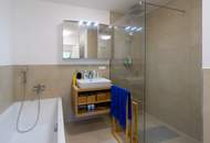 Design trifft Natur: stylische Garten-Maisonettewohnung mit traumhafter Aussicht