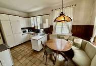 Historische Wienerwaldvilla mit Nebengebäude – Charme &amp; Großzügigkeit auf über 2.200 m² Grundstück!