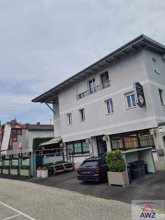Tolles Wohn- und Geschäftshaus inklusive Cafe-/Restaurant!