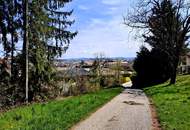 Großflächiges Grundstück mit Weitblick