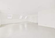 HELLES NEUBAU-BÜRO MIT 75 m² – STELLPLATZ INKLUSIVE