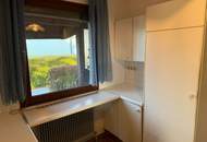 Sanierungsbedürftiges Einfamilienhaus mit großzügiger Terrasse und schönem Baumgarten