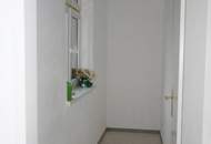 Gebrauchte 84,32 m2 Altbauwohnung plus 4,6m2 Balkon/ Weitblick / 2. Liftstock (Top 30)