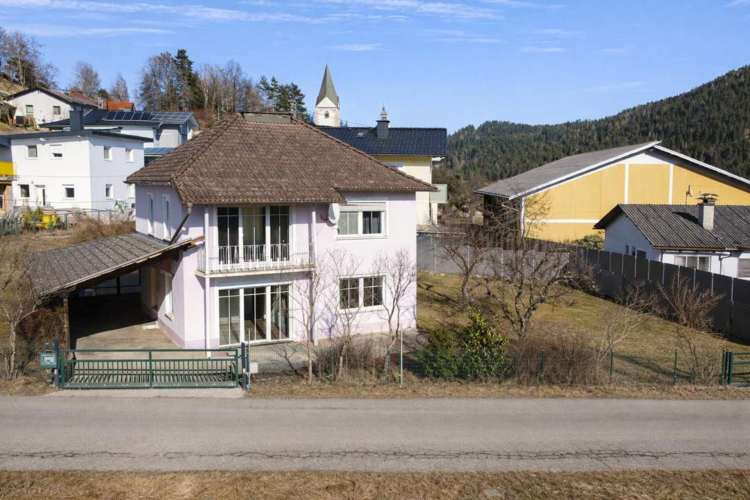 Familienhaus mit 4 Schlafzimmern &amp; sonnigem Grundstück in Kraig