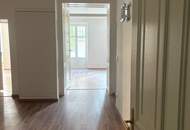 Moderne 5 Zimmer Wohnung im Altbau mit Aussenflächen und Gartennutzung