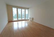 LAGEJUWEL IN DER LAUDONGASSE - MIT GARAGENPLATZ!