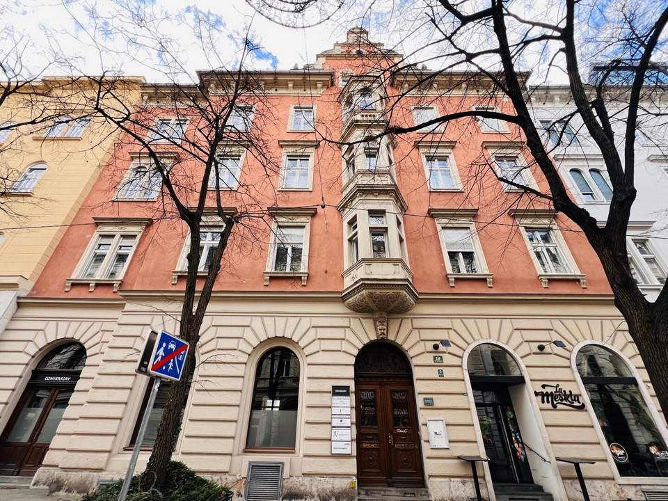 Büro in der Innenstadt mit perfekter Raumaufteilung! Ab sofort verfügbar!