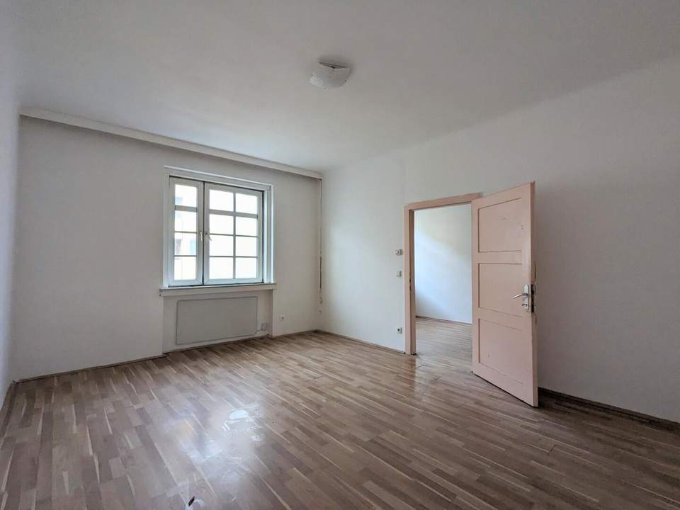 ++NEU++ 3-Zimmer Altbau-Wohnung (sanierungsbedürftig) mit viel Potenzial!