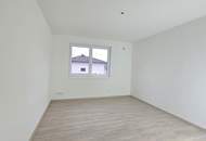 "Ihr neues Zuhause in Reichersdorf – Doppelhaushälfte mit Pool &amp; Traumgarten"