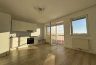 ZWEITBEZUG nach Sanierung // Schöne 2 Zimmer Wohnung mit Balkon | 1. Stock | Fernblick | Einbauküche