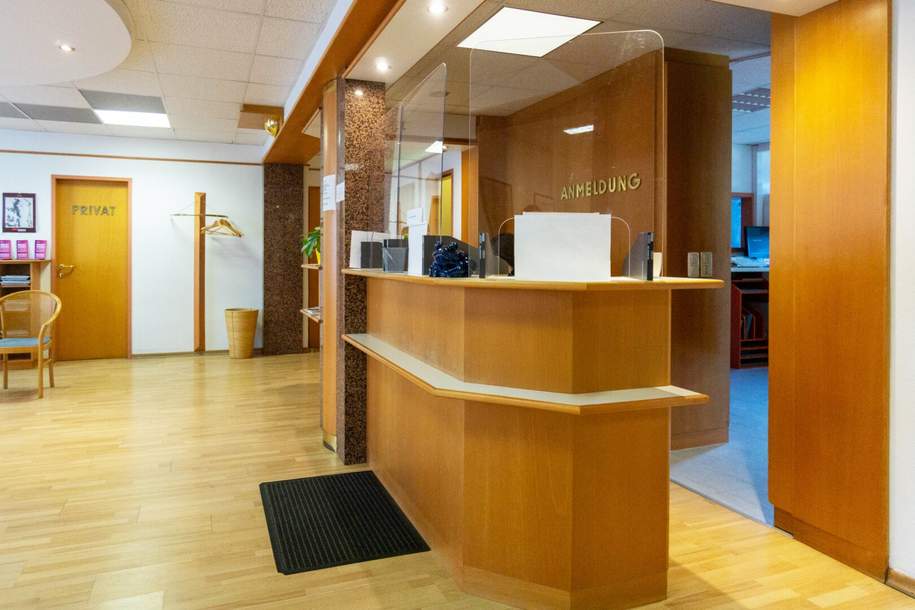 Großzügige Arztpraxis in top Lage in Hütteldorf - auch perfekt als Gemeinschaftspraxis geeignet, Gewerbeobjekt-miete, 4.700,00,€, 1140 Wien 14., Penzing