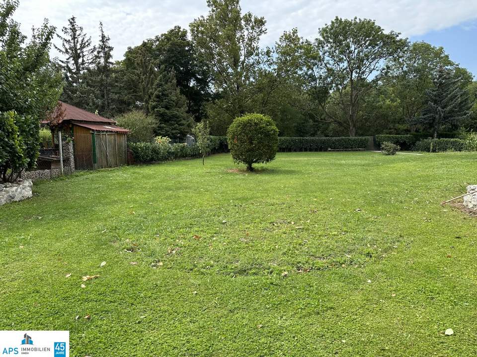unbebautes Grundstück - 670 m² - ebene Grünruhelage