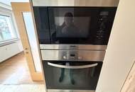 Klimatisierte Dachgeschosswohnung mit 4 Schlafzimmer und Garage // Air-conditioned attic apartment with 4 bedrooms and garage //