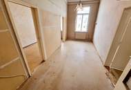 Noch keine Schönheit – aber viel Potenzial! Raumwunder - Selbst Gestalten! Sanierungsbedürftige Altbauwohnung! U-Bahn ums Eck + Traumhaft renoviertes Altbauhaus + Optimalste Infrastruktur und Anbindung!