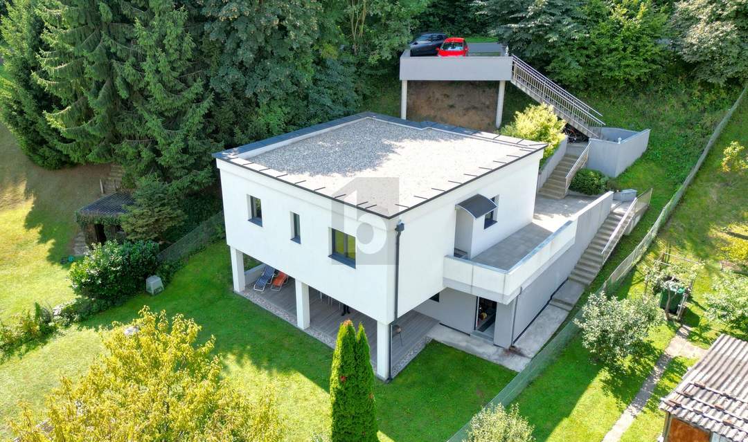 HOCH-MODERN MIT 2 WOHNEINHEITEN
