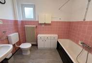 Großzügiges Wohnhaus mit schönem Baumgarten in Straßham/Alkoven!