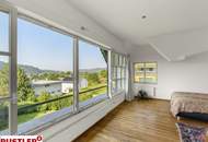 LIEGENSCHAFT IN PÖRTSCHACH MIT BLICK AUF DEN WÖRTHERSEE