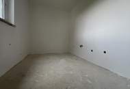 Zwei Wohnbereiche unter einem Dach – großes Haus mit Garten &amp; Nebengebäuden