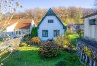 Entzückender Baugrund mit Althaus in Grünruhelage am Waldrand - Aufschließungsabgabe bezahlt!