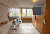 Projekt auf hervorragender Basis möglich - ehemaliger Kindergarten mit Garten erwerbbar!