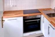 TOP 3 ZIMMER in wunderschönem ALTBAU in RUHIGE SEITENGASSE ausgerichtet