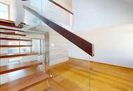 Helle, exklusive 4-Zimmer-Maisonette-Dachgeschosswohnung mit großer Terrasse und Klimaanlage