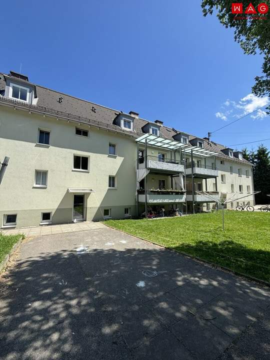 Naturnahes Wohnen auf dem Land mit dennoch guter Infrastruktur! Moderne 3-Zimmer Wohnung mit in Ampflwang! Miete inkl. Heizung und Warmwasser!