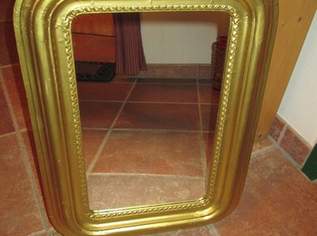 Spiegel mit schönem Rahmen in Gold, 85 €, Haus, Bau, Garten-Geschirr & Deko in 3644 Gemeinde Emmersdorf