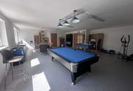 Tolles Zweifamilienhaus mit Einliegerwohnung, sonniger Terrasse, Keller, Doppelgarage und Pool!