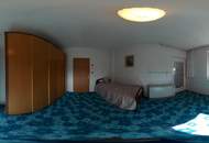 Mehr Raum, mehr Möglichkeiten - vielseitiges Zweifamilienhaus mit Gartenidylle!