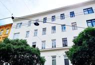 Make Altbau great again - Wohnträume selbst gestalten! Sanierungsbedürftige Altbauwohnung! U-Bahn ums Eck + Traumhaft renoviertes Altbauhaus + Optimalste Infrastruktur und Anbindung! Worauf warten Sie noch?