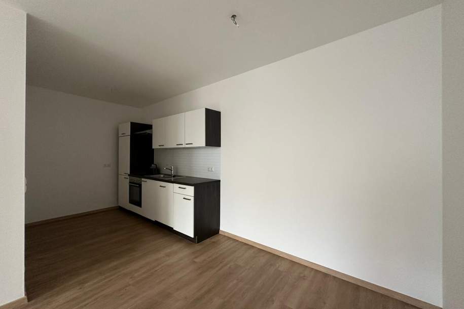 ++ schöne Mietwohnung mit einer ca. 25 m² großen Terrasse ++ helle Räume, tolle Lage ++ KNITTELFELD ++, Wohnung-miete, 491,86,€, 8720 Murtal