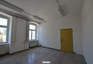 Büro oder Lager im 1. Stock