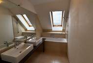 Exklusive Dachgeschosswohnung mit modernem Flair im sanierten Altbau - JETZT ANFRAGEN