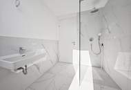 Erstbezug | Helle 3-Zimmer-Neubauwohnung mit hofseitigem Balkon | sofort bezugsbereit | Luftwärmepumpe | Wanne &amp; Dusche