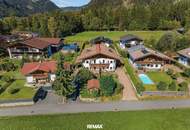 Gepflegte Doppelhaushälfte mit Terrasse, Balkon und zwei Kachelöfen
