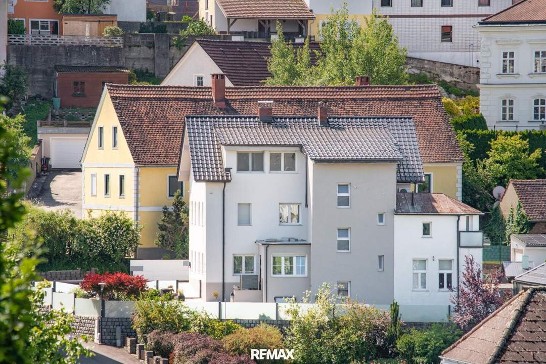 OFFMARKET: Alles Neu – Hochwertig saniertes Mehrfamilienhaus auf 3 Ebenen mit Pool und vielen weiteren Extras