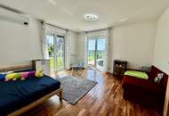 GROSSZÜGIGE VILLA IN BOCKFLIEß MIT 11 ZIMMER, POOL, DOPPELGARAGE UND WUNDERSCHÖNEM GARTEN