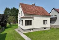 Renovierungsbedürftiges Wohnhaus mit sonnigem Garten